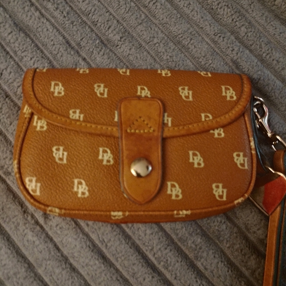 Dooney & Bourke Wristlet
